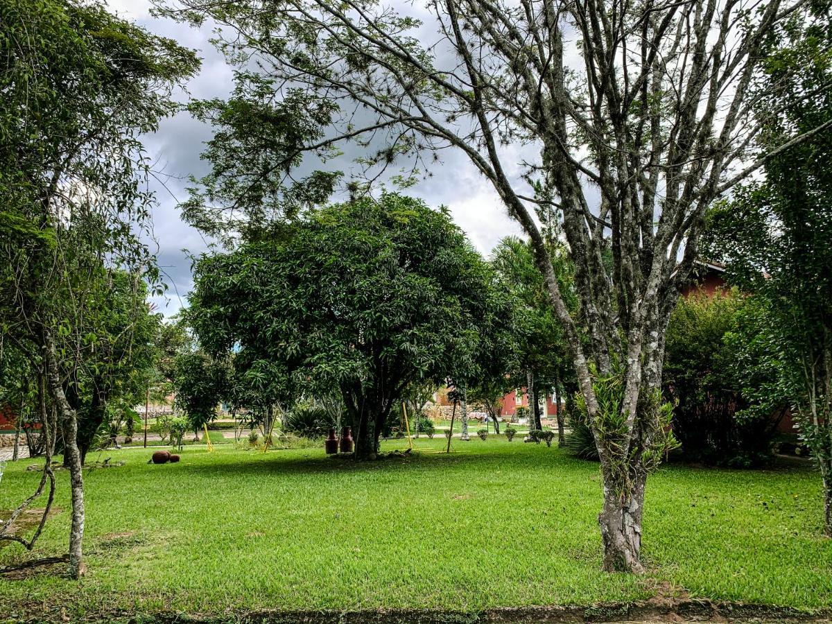 Pousada Das Pedras Паса-Куатру Экстерьер фото